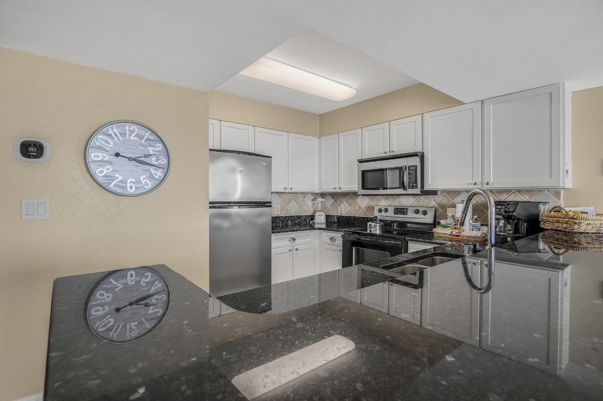 Pelican Beach Resort Condos Destin Szoba fotó